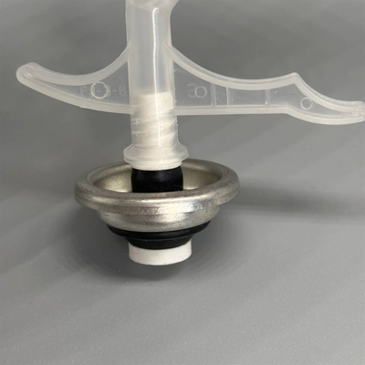 comprar PU Foam Can Valve Reliable For Gap Filling And Energy-Saving Insulation Fabricação em linha