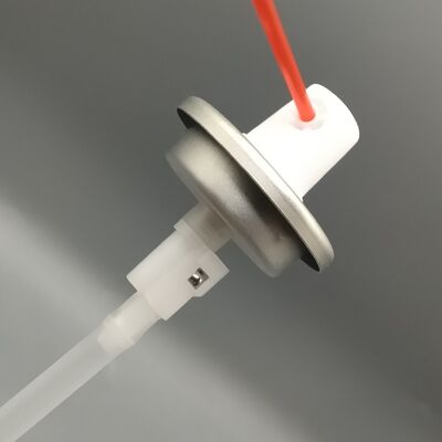 comprar Válvula de aerossol de direção total com atuador para limpadores de automóveis e produtos químicos de oficina Fabricação em linha
