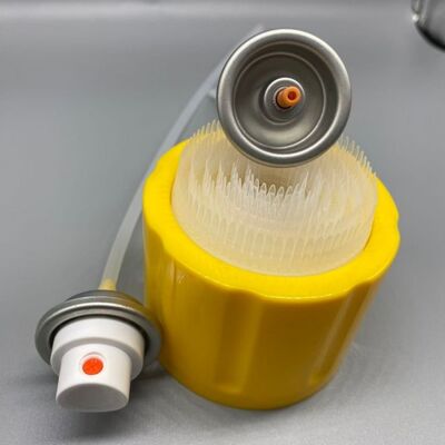 comprar Válvula de aerossol OEM com tampa de escova para embalagem de spray limpador de espuma Fabricação em linha