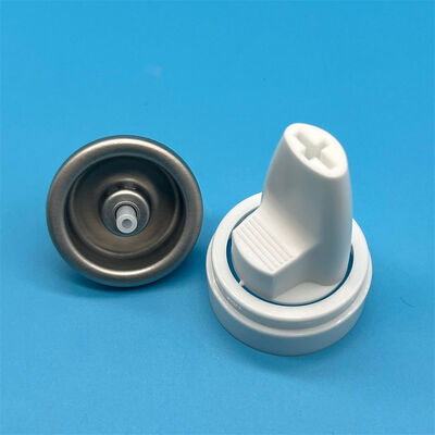 Dispensador de mousse capilar em aerossol nutritivo e realçador de brilho para cabelos secos e danificados, com fórmula hidratante e acabamento de aparência saudável