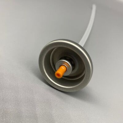 Válvula de cola capilar projetada para fórmulas de fixação capilar extra e de longa duração