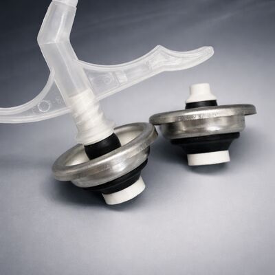 Válvula de espuma PU de lata de um polegada com bocal resistente a obstruções para distribuição de espuma precisa